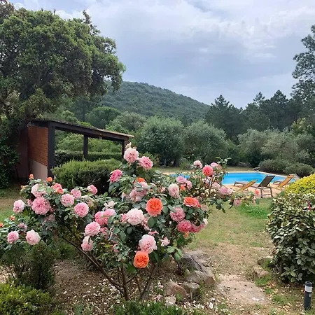 Individuelle Avec Piscine Privee Et Grand Jardin Proche Santa Giulia Βίλα