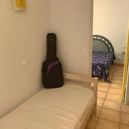Vila Individuelle Avec Piscine Privee Et Grand Jardin Proche Santa Giulia Porto-Vecchio (Corsica)